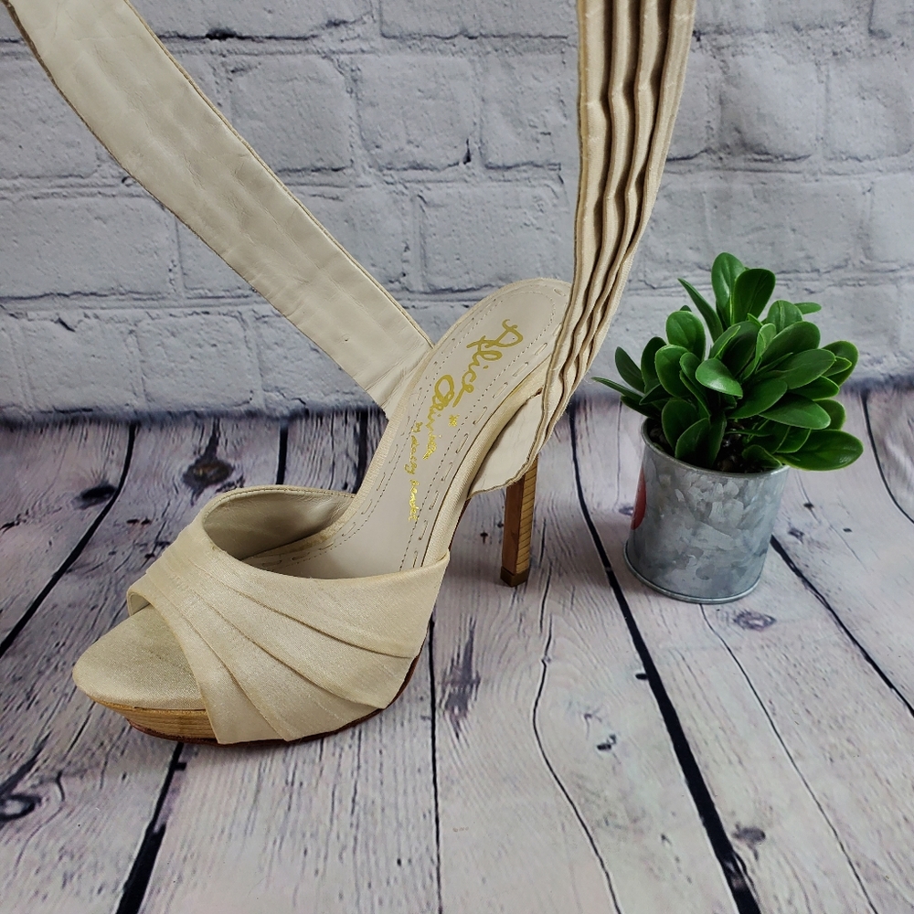 Alice + Olivia by Stacey Bendet Heels Size 6.5